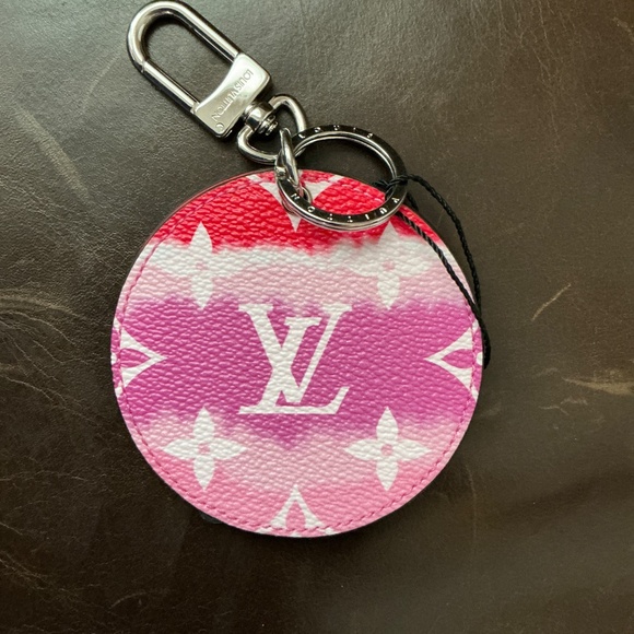 AUTH Louis Vuitton Red Escale Monogram Bag Charm/Mirror NWOT - Picture 2 of 5